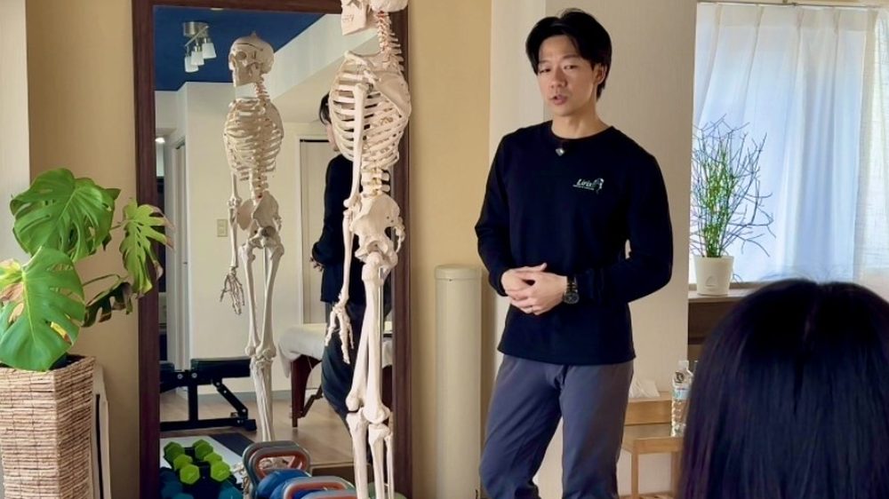 原因を説明しているところ